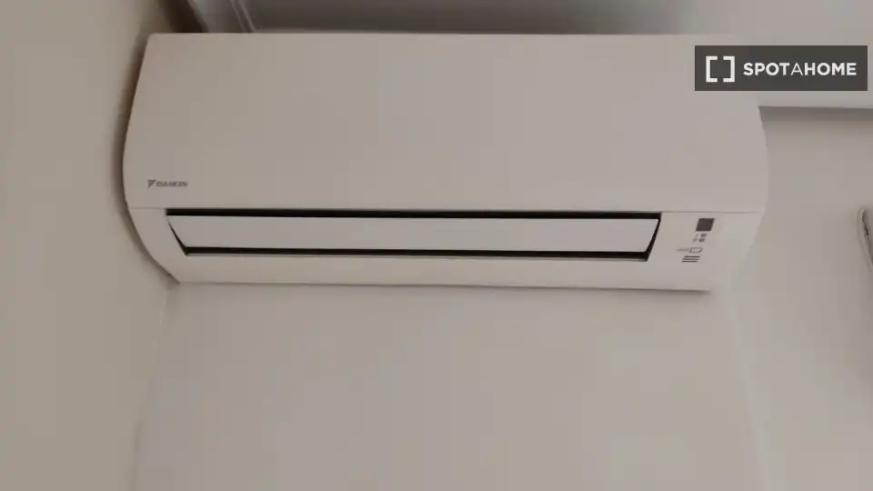 Balcony of Flat for rent in Madrid  with Air Conditioner, Heating and Furnished
