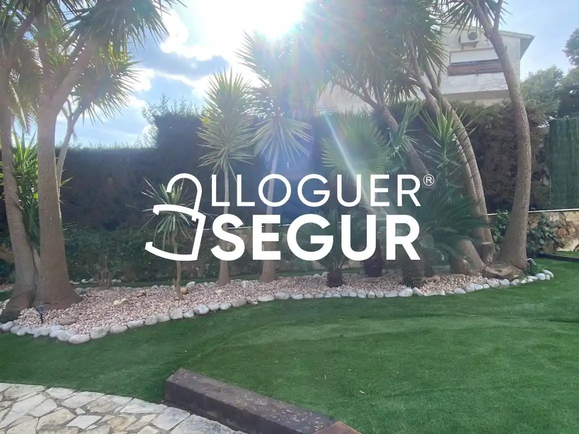 Casa o chalet de alquiler en Ronda Montmany, Pallejà