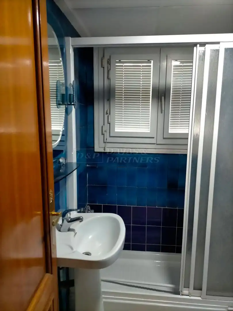 Bany de Casa o xalet en venda en Orihuela amb Jardí privat, Terrassa i Traster