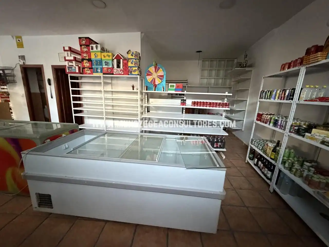 Commercial properties for sale in Lucena  with Air Conditioner