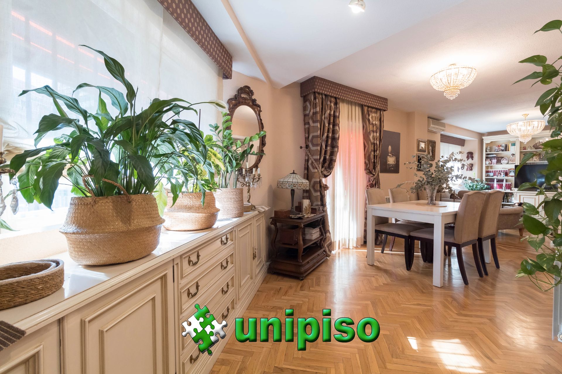 Dining room of Flat for sale in Leganés  with Air Conditioner, Heating and Parquet flooring
