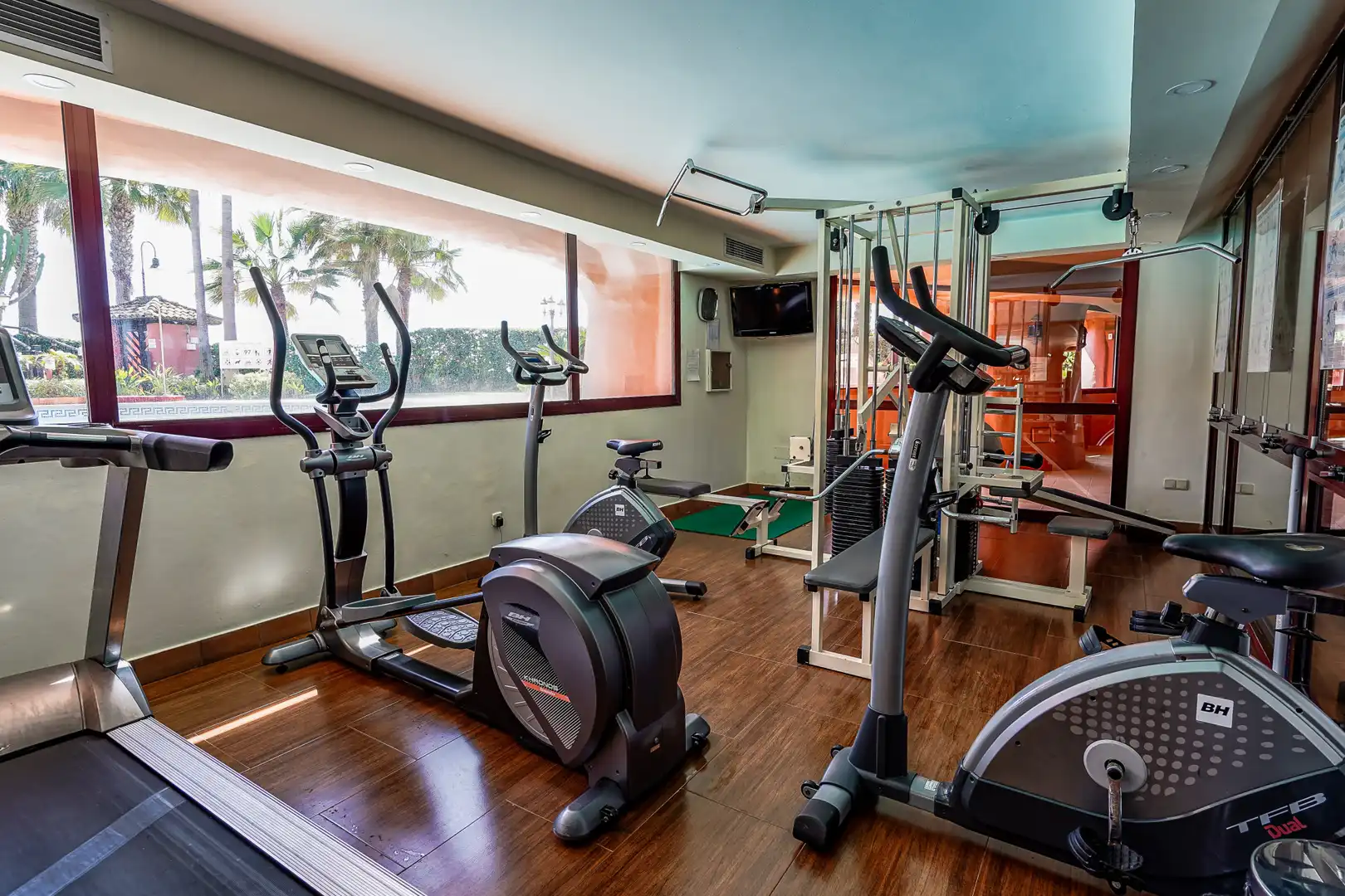 Ático en venta en Estepona con Aire acondicionado, Terraza y Piscina