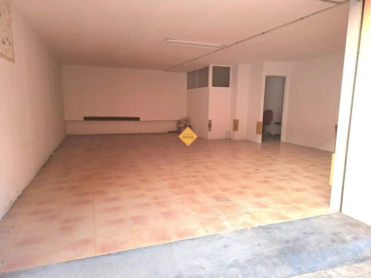 Local en venta en Burjassot