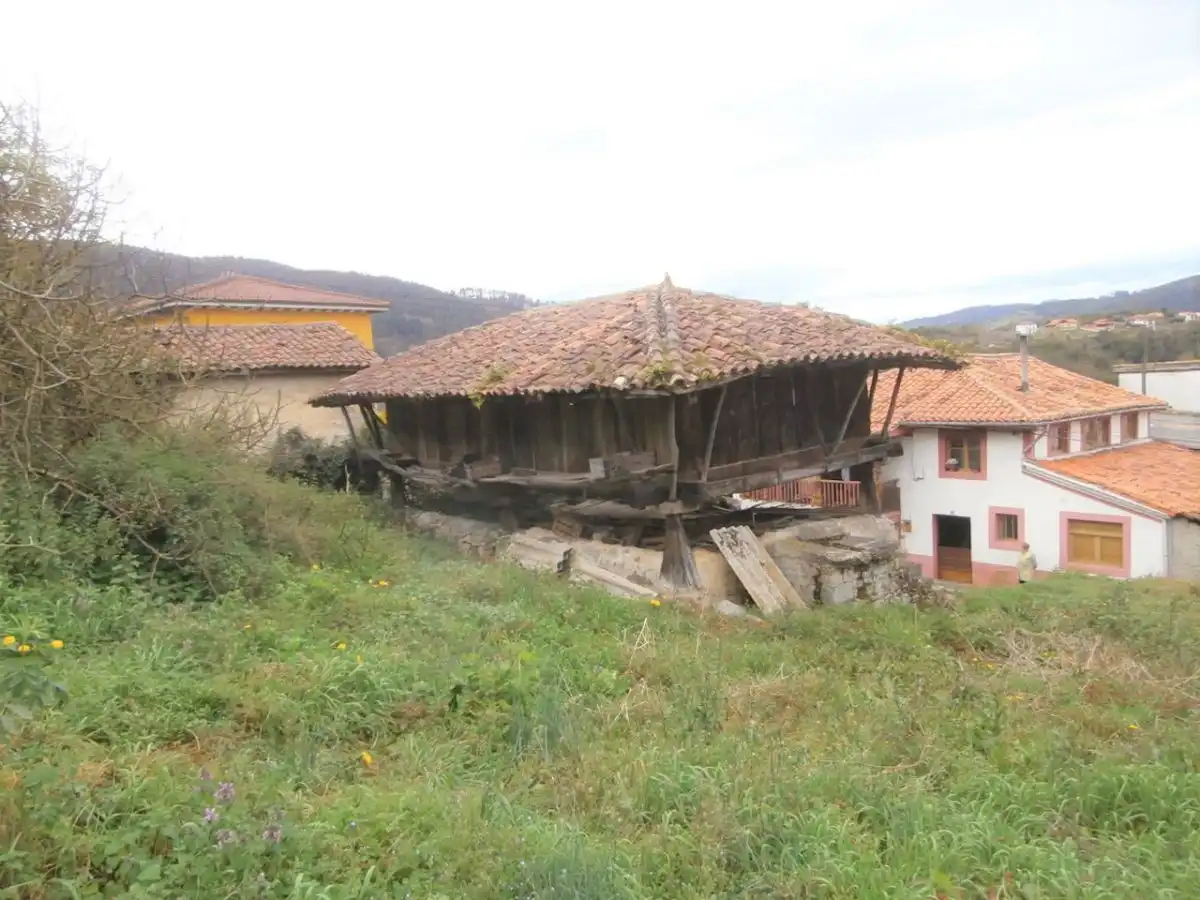 Casa amb jardí en venda a Candamo, imagen 11