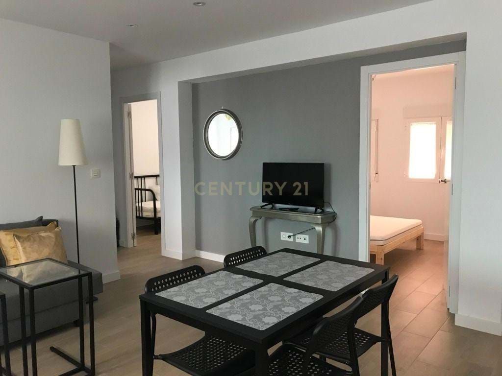Dining room of Flat to rent in  Granada Capital