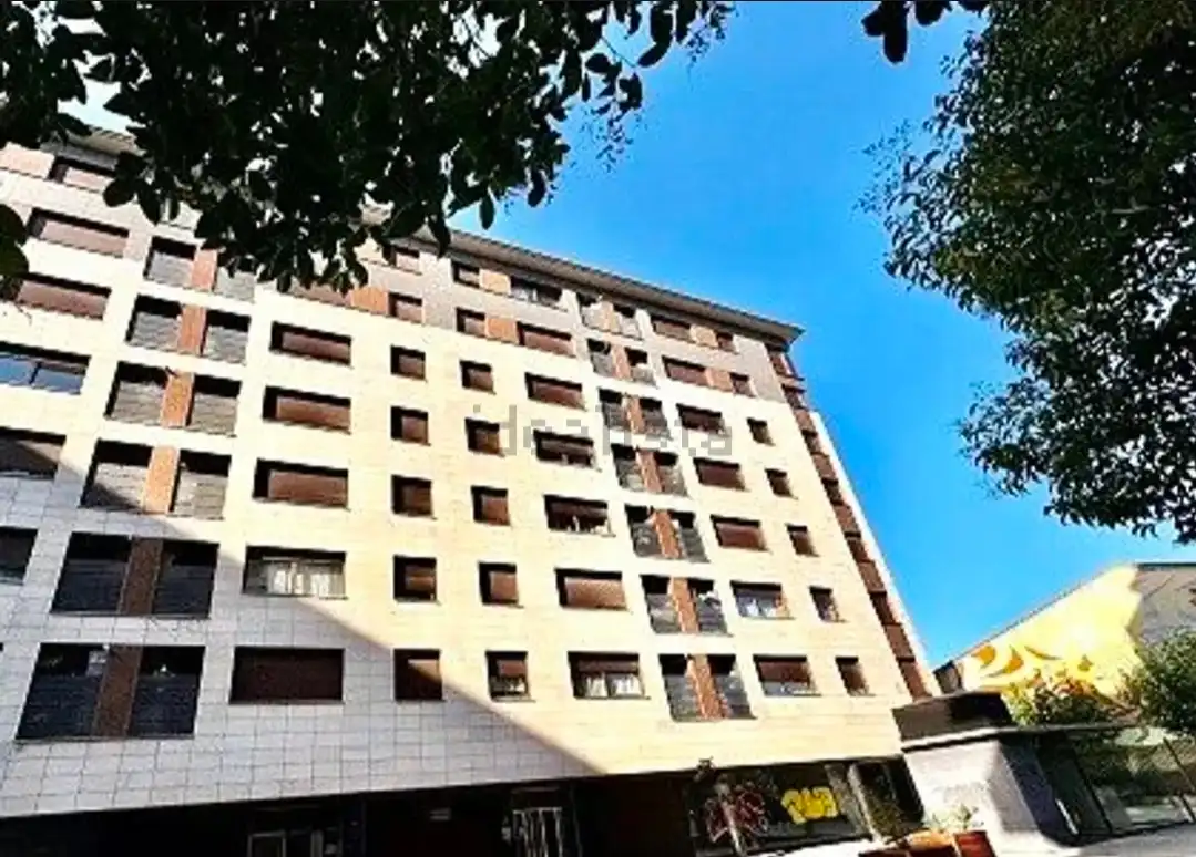 Piso con terraza en venta en Paseo Josefa Ardanaz