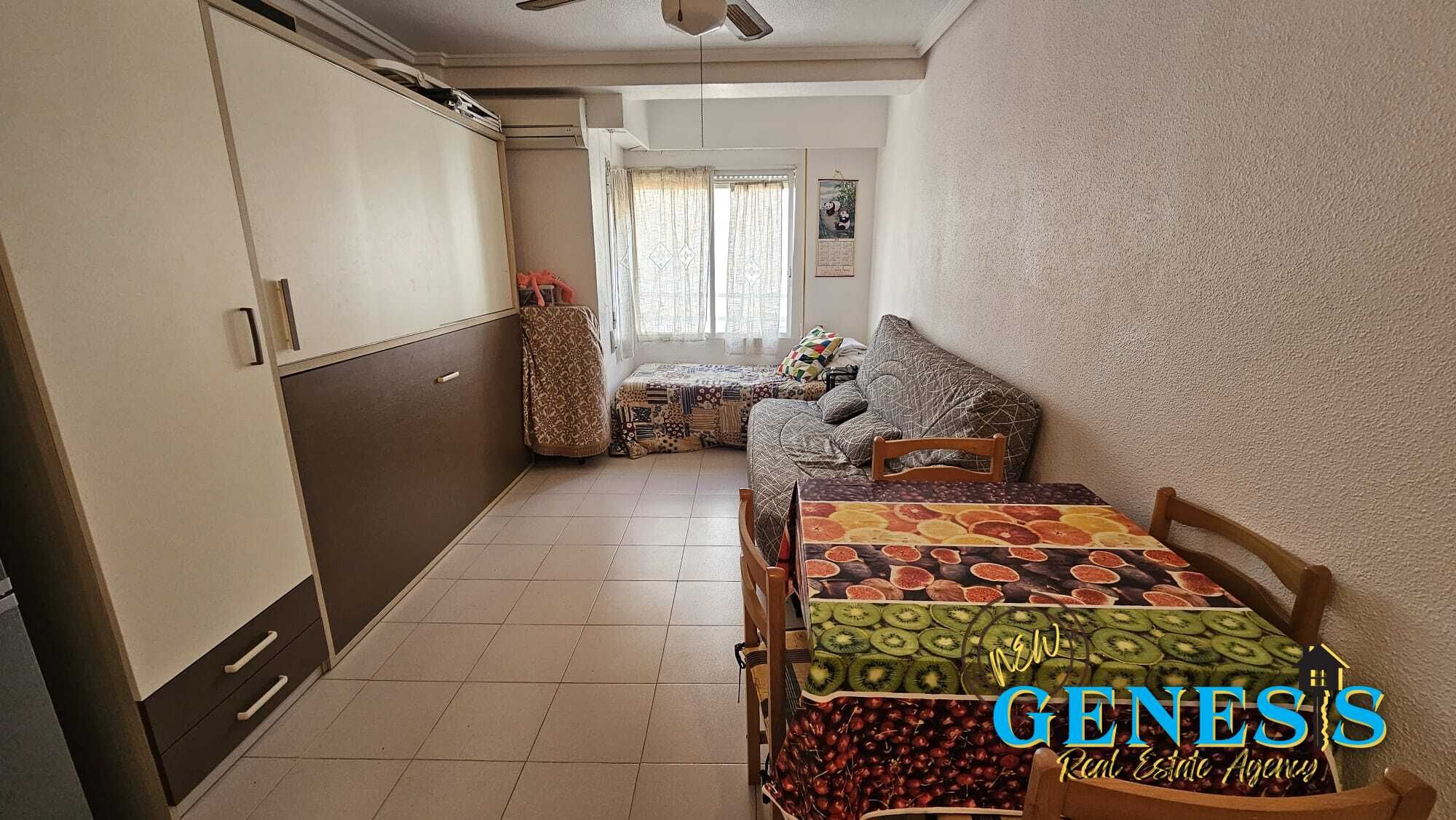 Bedroom of Study for sale in Torrevieja  with Air Conditioner, Furnished and Washing machine