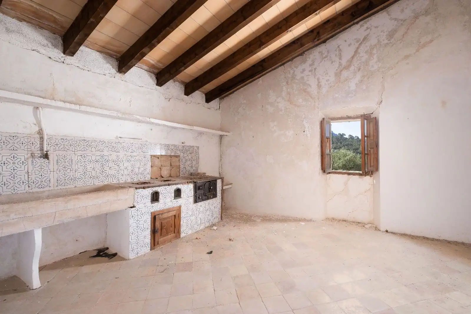 Cocina de Finca rústica en venta en Escorca con Jardín privado, Terraza y Trastero