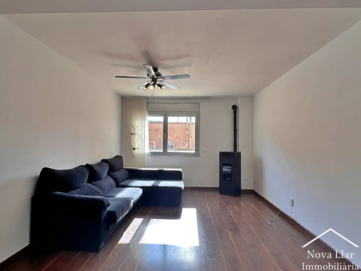 Sala de estar de Piso en venta en Ripoll con Calefacción