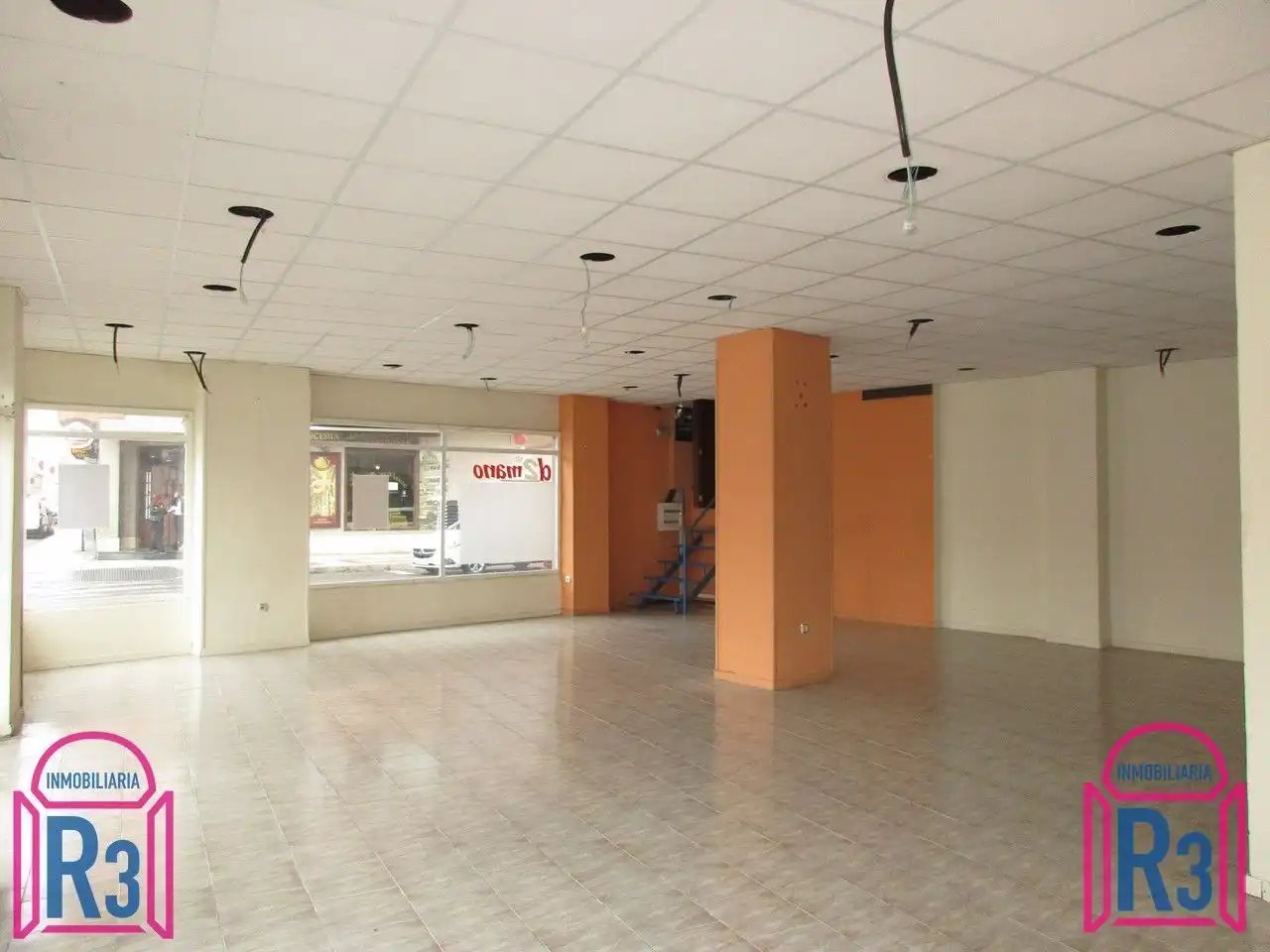 Local comercial en venda a Trobajo del Camino, imagen 3