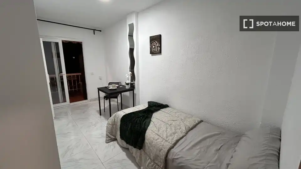 Room in Centro
