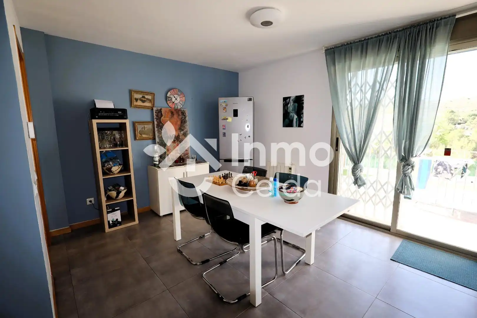Sala de estar de Casa o chalet en venta en Chiva con Aire acondicionado, Calefacción y Jardín privado