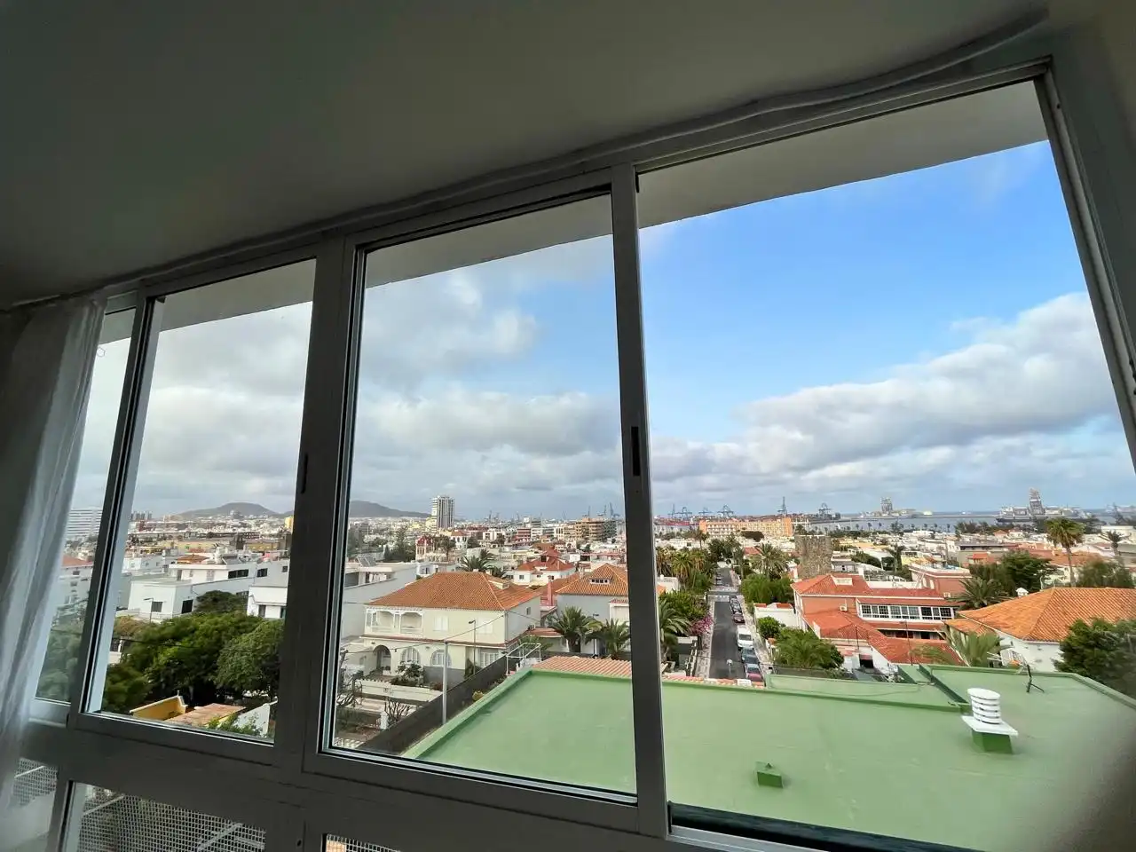 Wohnung zur Miete in Chil, 220, Ciudad Jardín