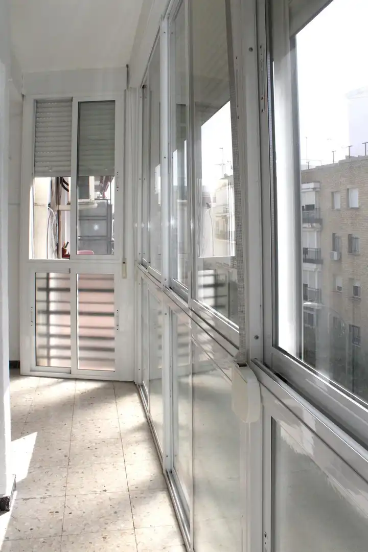 Vista exterior de Piso de alquiler en Sevilla con Aire acondicionado, Terraza y Amueblado