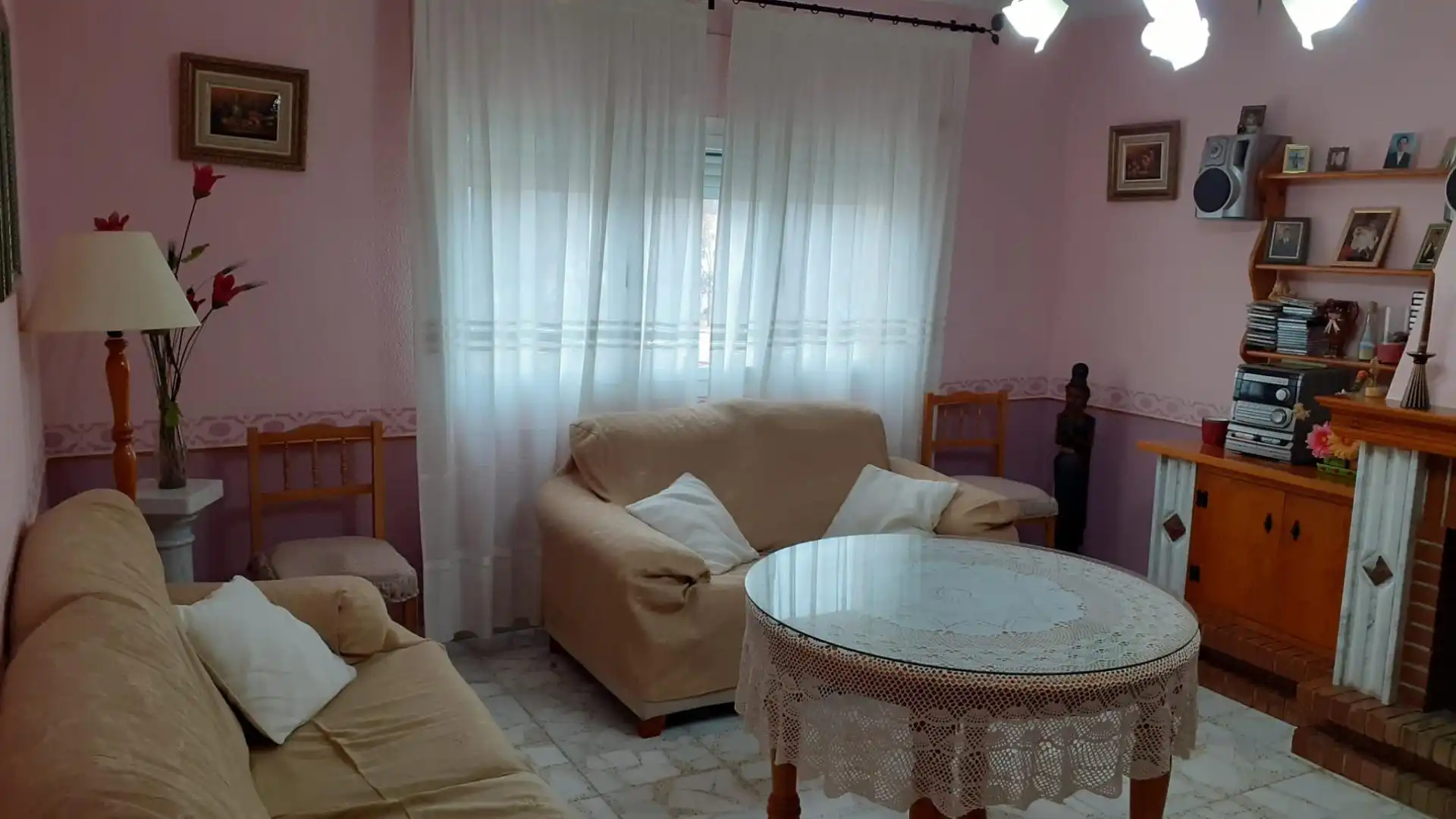 Wohnzimmer von Wohnung zum Verkauf in Serón