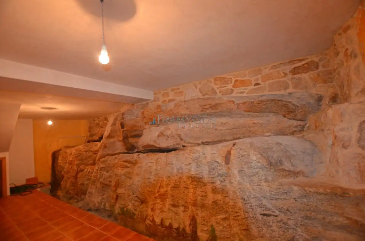 Casa o chalet en venta en Oia con Calefacción, Jardín privado y Terraza