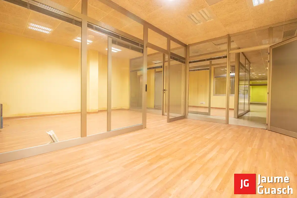 Local comercial en alquiler en Plaça de la Vila 5, imagen 11