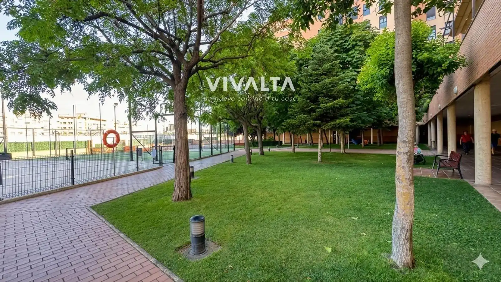 Exterior view of Flat for sale in Madrid  with Air Conditioner, Heating and Storage room