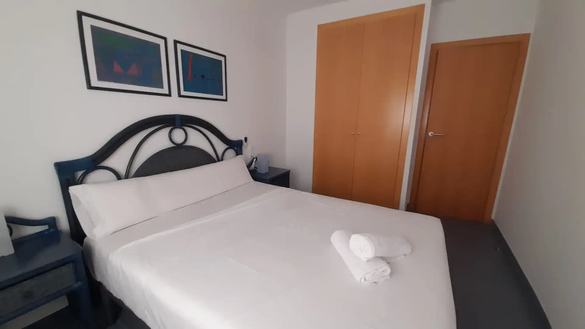 Habitación de Apartamento de alquiler en Oropesa del Mar / Orpesa con Aire acondicionado, Terraza y Amueblado
