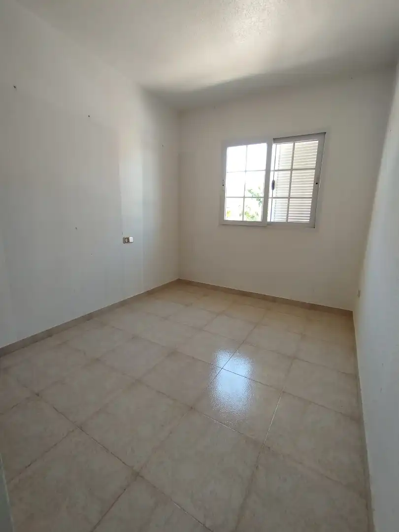 Habitación de Dúplex en venta en Murcia con Terraza, Trastero y Piscina comunitaria