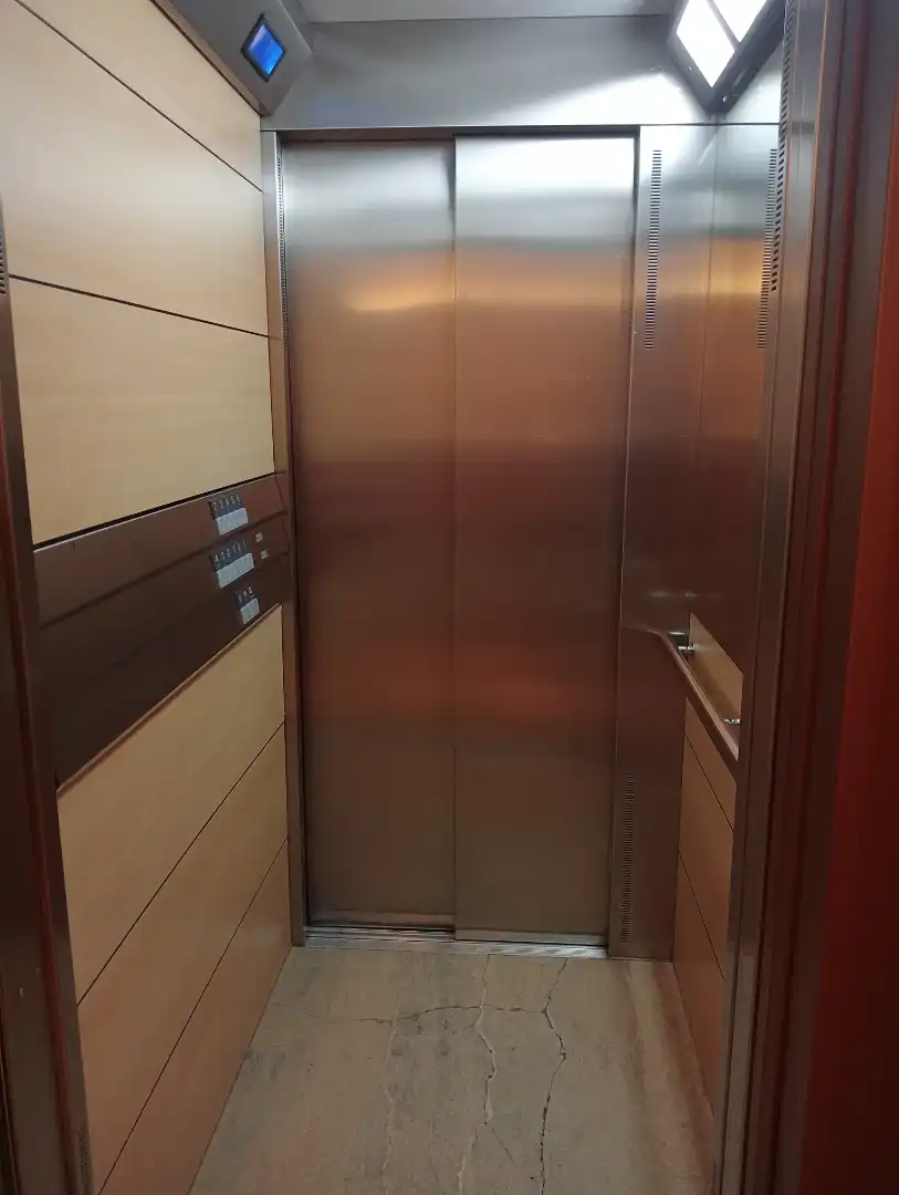 Appartamento con ascensore in vendita a Avenida de Camilo José Cela 9, imagen 8