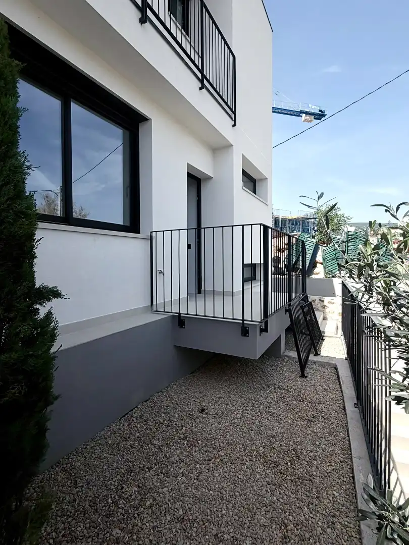 Terrassa de Casa adosada de lloguer en Alella amb Aire condicionat, Calefacció i Jardí privat