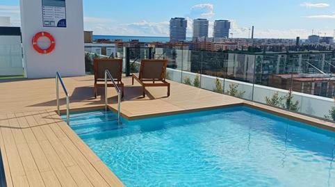 Foto 3 de Piso de alquiler en  Menorca, Los Guindos - Parque Mediterráneo - Santa Paula, Málaga Capital