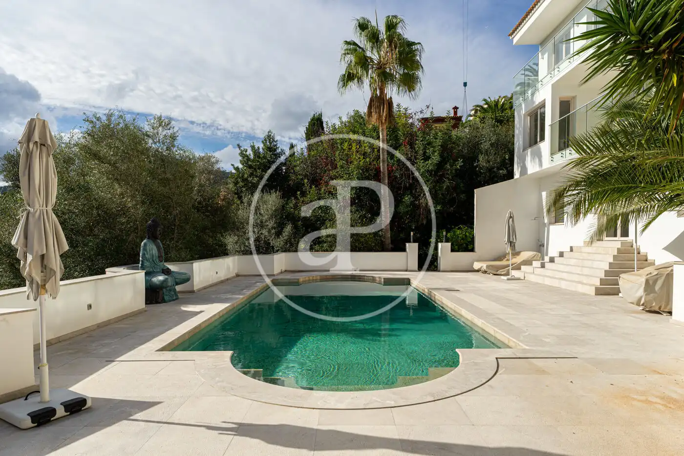 Piscina de Casa o xalet en venda en  Palma de Mallorca amb Aire condicionat, Calefacció i Terrassa