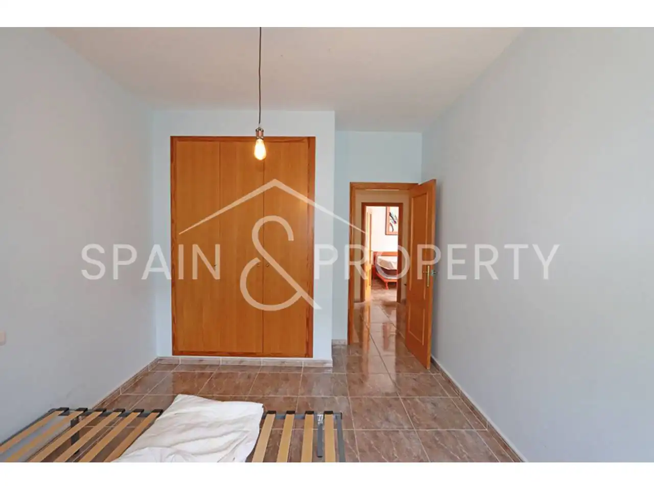 Casa adosada en venta en Montroi / Montroy