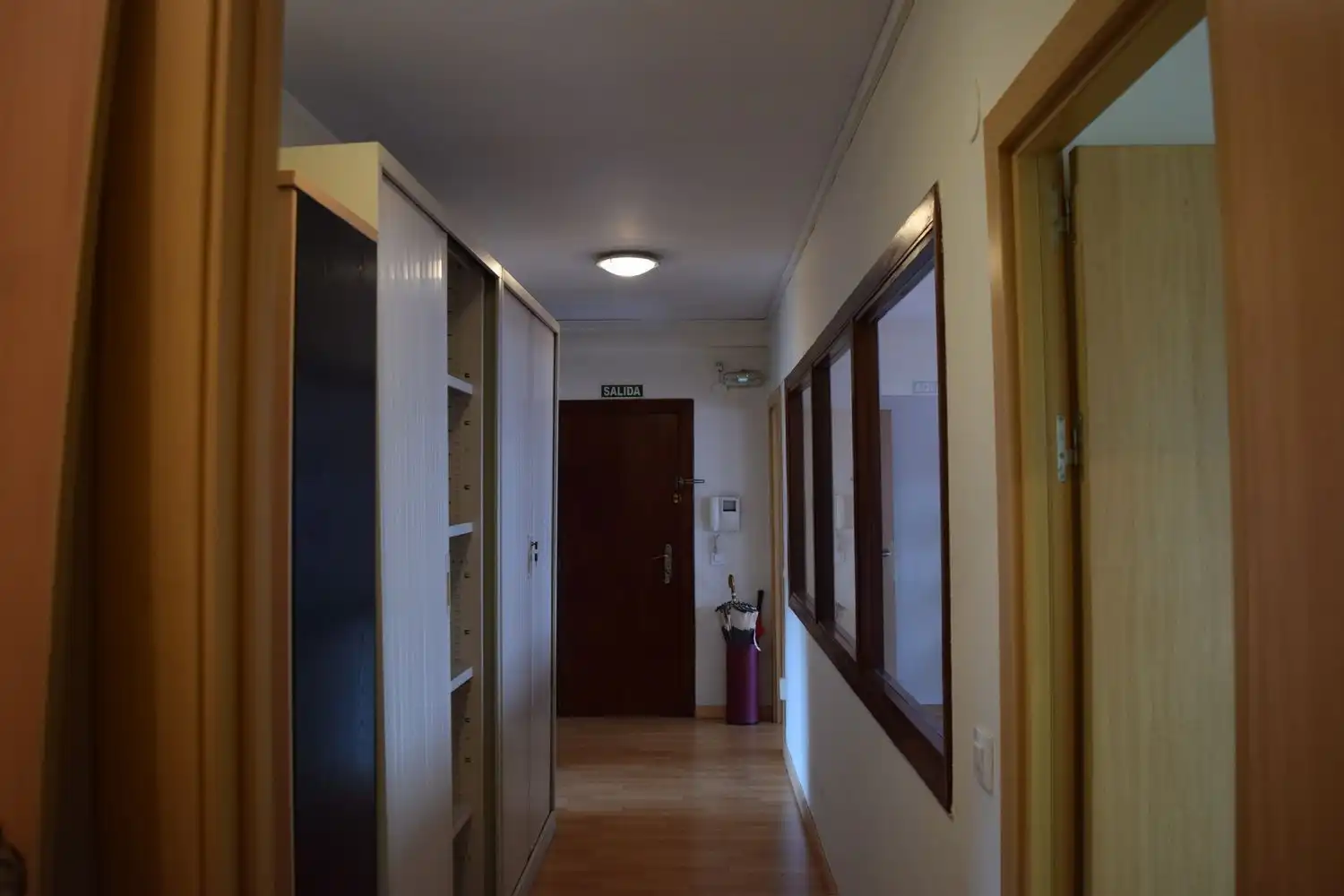 Oficina de alquiler en Oviedo  con Calefacción