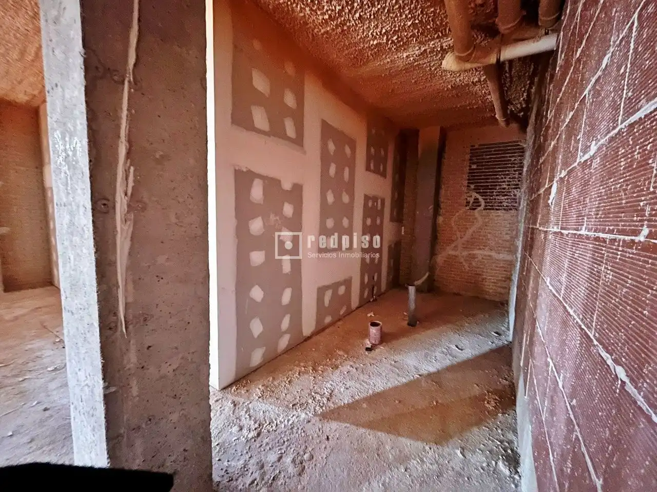 Local de alquiler en Alovera con Terraza