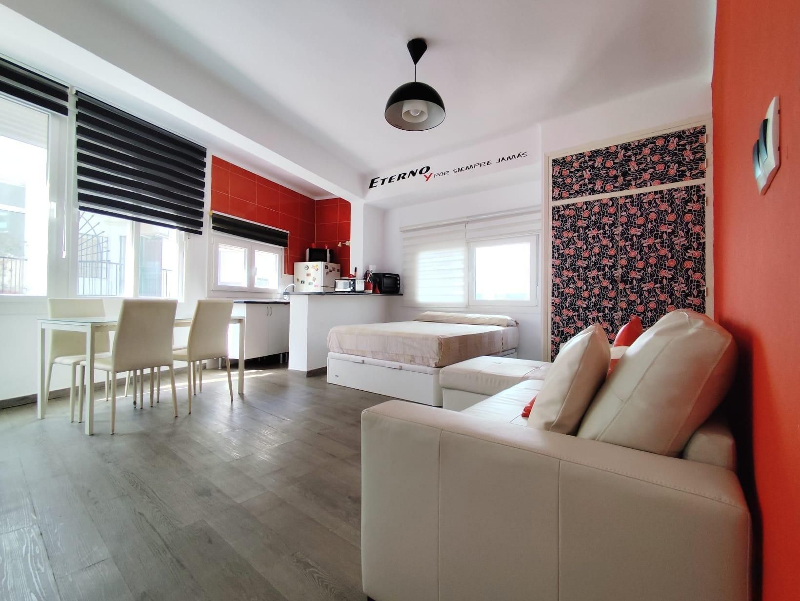 Living room of Study to rent in Torremolinos  with Air Conditioner and Heating