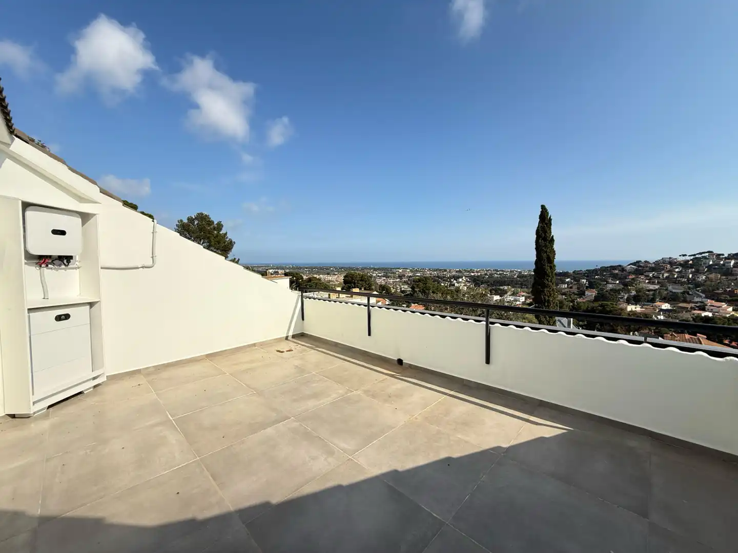 Terrassa de Casa o xalet en venda en Castelldefels amb Aire condicionat, Calefacció i Jardí privat