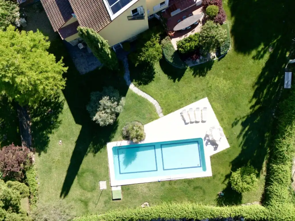 Piscina de Casa o xalet en venda en Algete