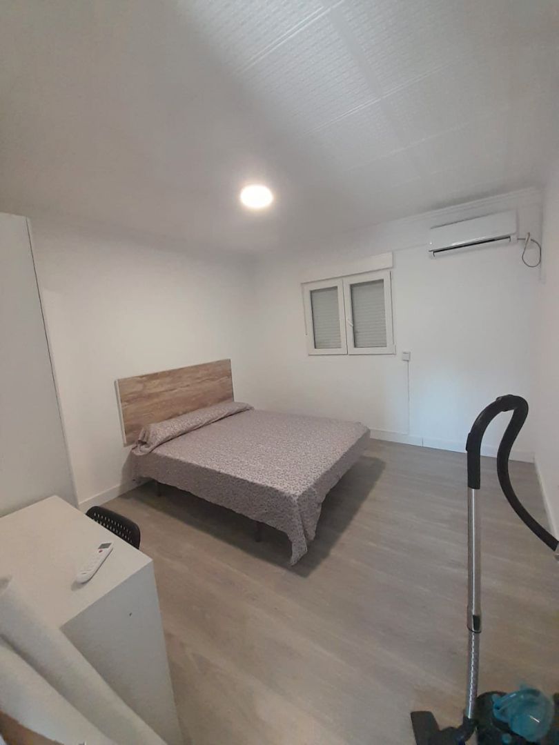 Flat to share in San José Alto