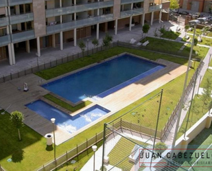 Swimming pool of Flat for sale in  Valencia Capital  with Air Conditioner, Heating and Terrace