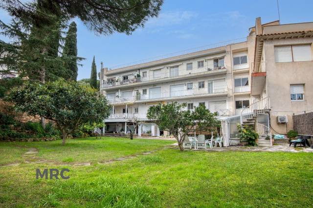 Piso en Venta en Lluis Esteve i Cruañas en Centre