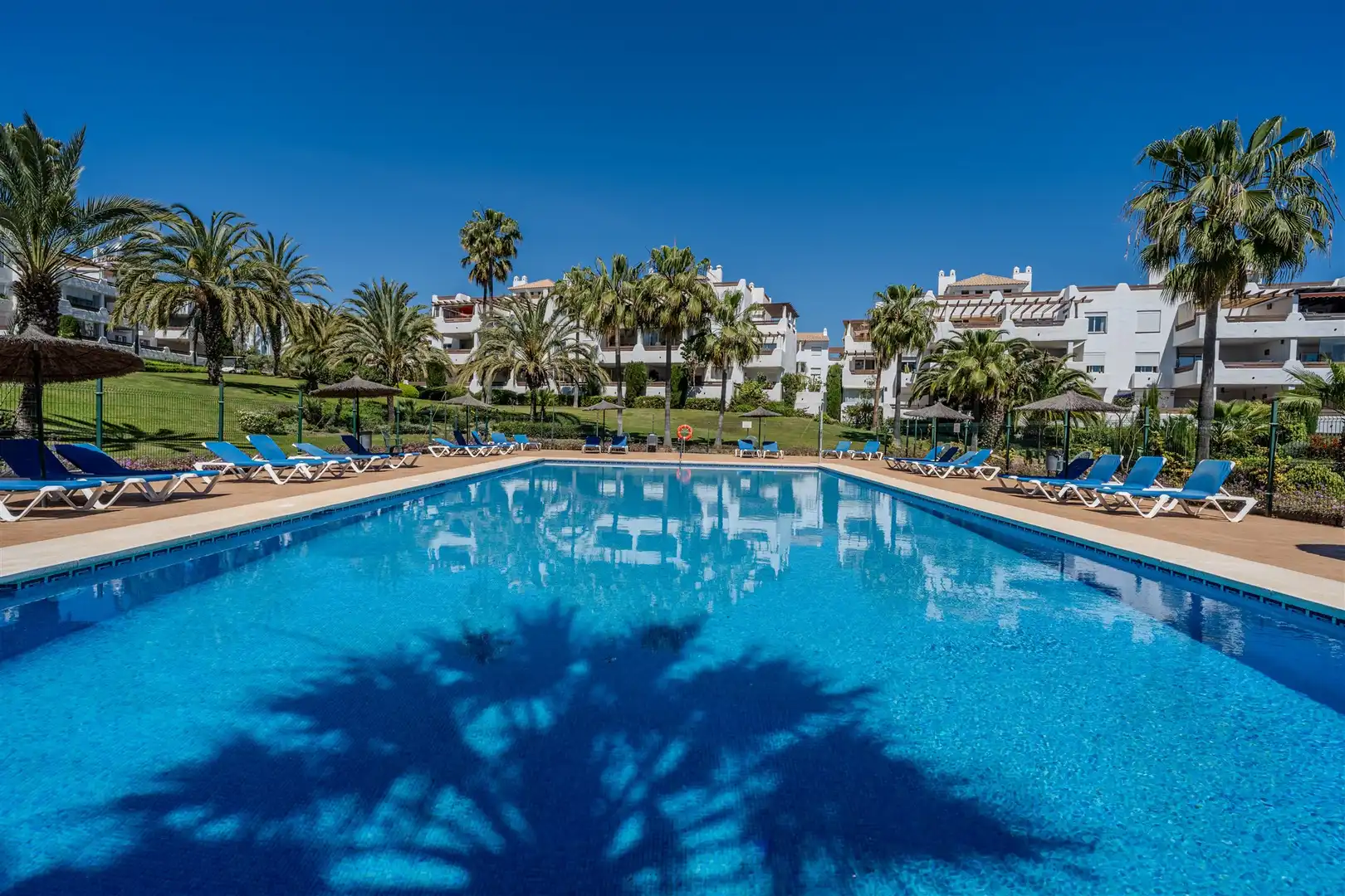 Vista exterior de Casa o xalet en venda en Estepona