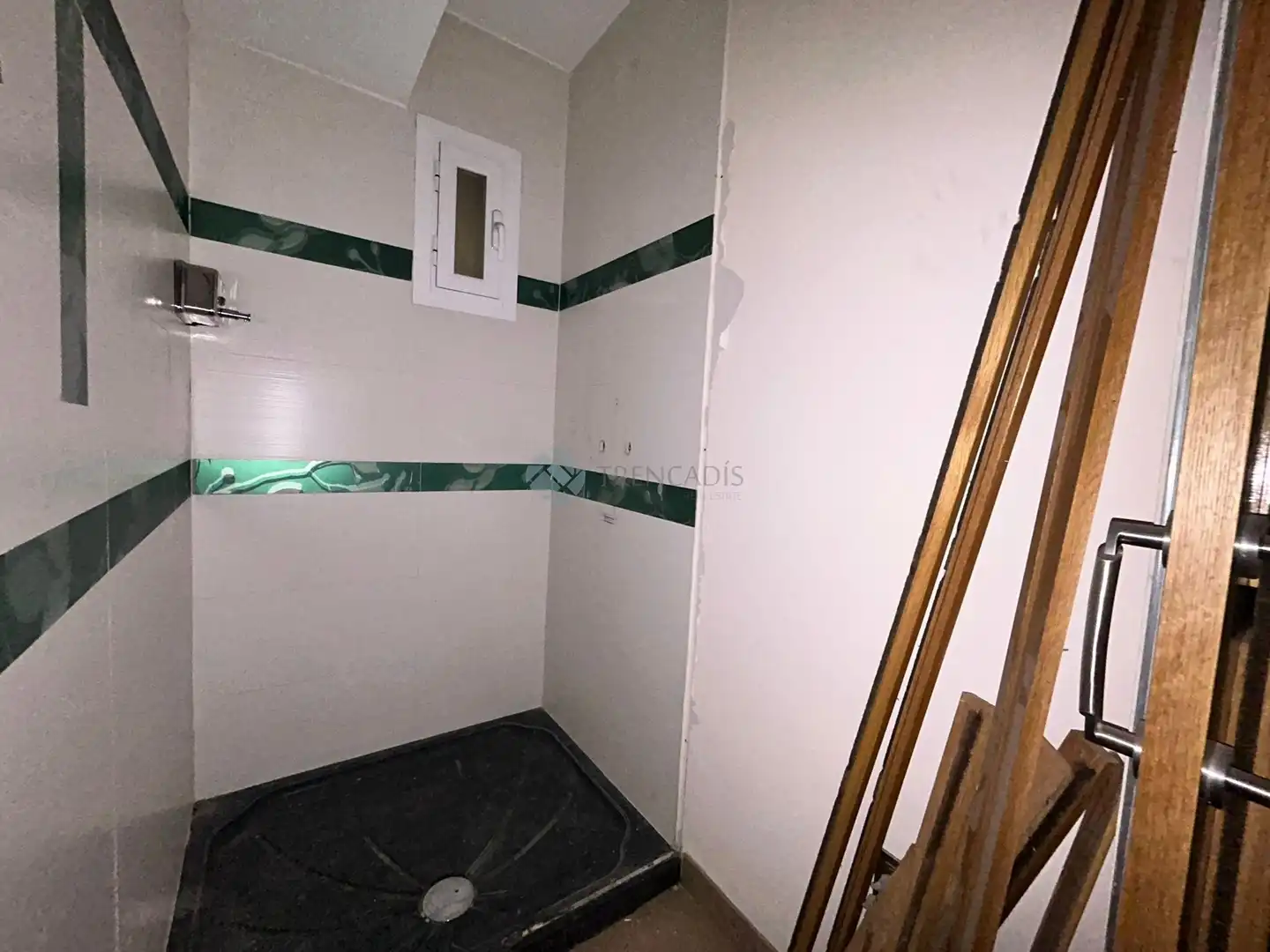 Baño de Local en venta en Urbanizaciones