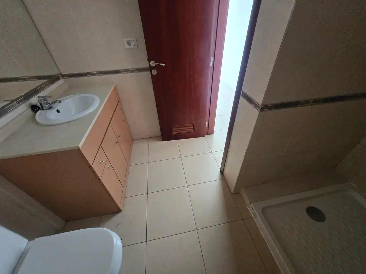 Baño de Piso en venta en San Miguel de Abona con Trastero, Horno y Balcón