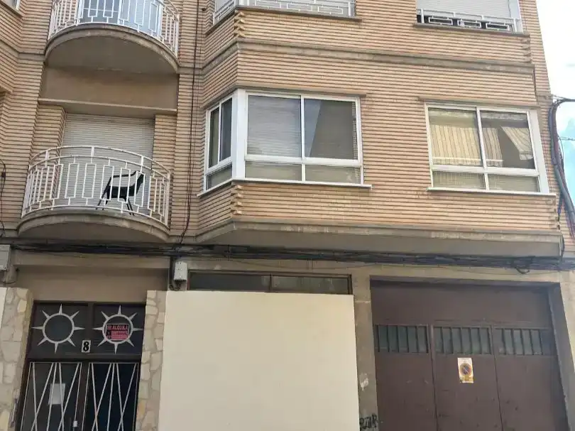 Vista exterior de Piso en venta en Tauste con Trastero