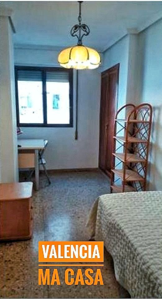 Bedroom of Flat to rent in  Valencia Capital  with Air Conditioner, Heating and Furnished