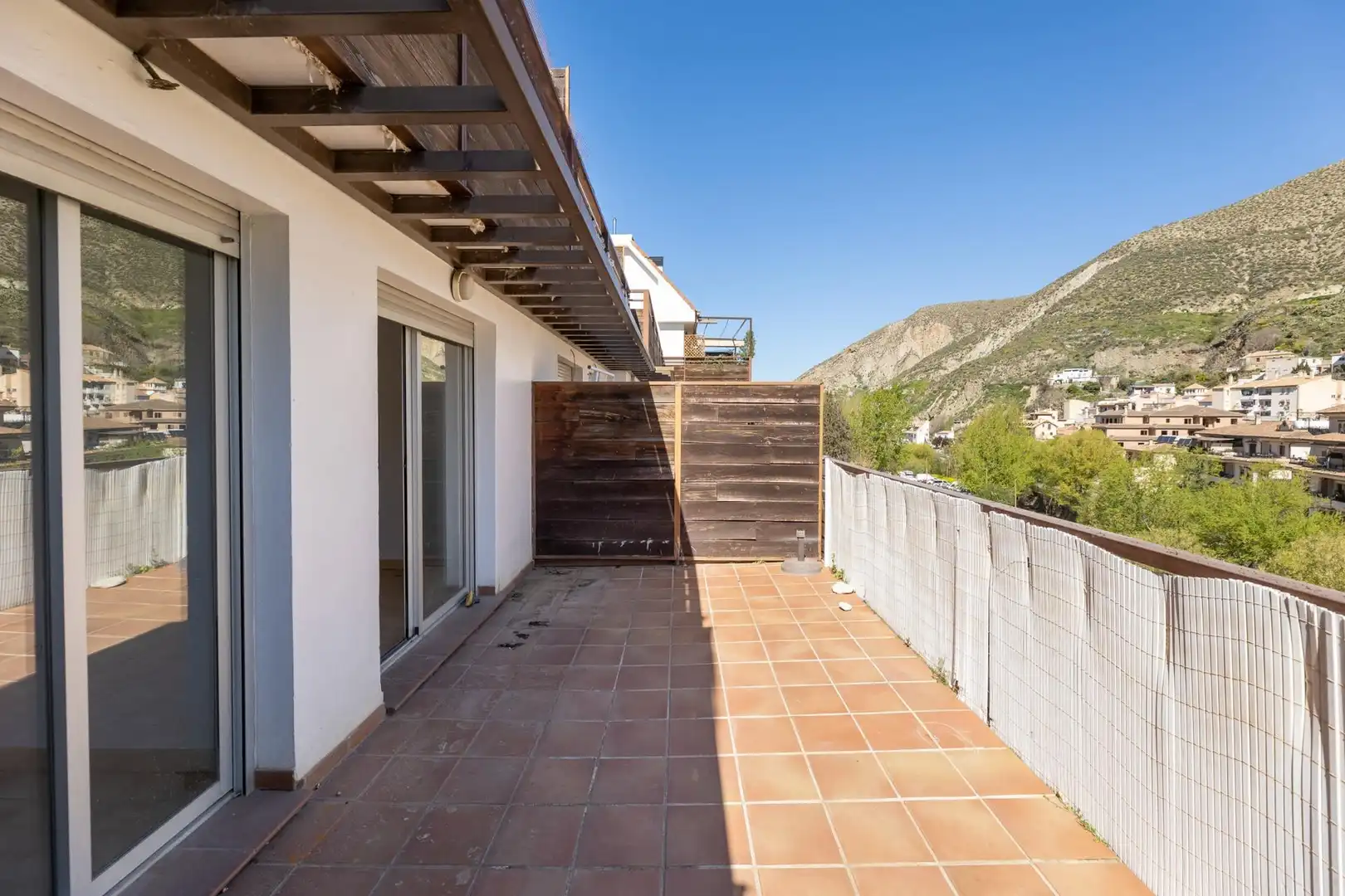 Terraza de Piso en venta en Monachil con Aire acondicionado y Terraza