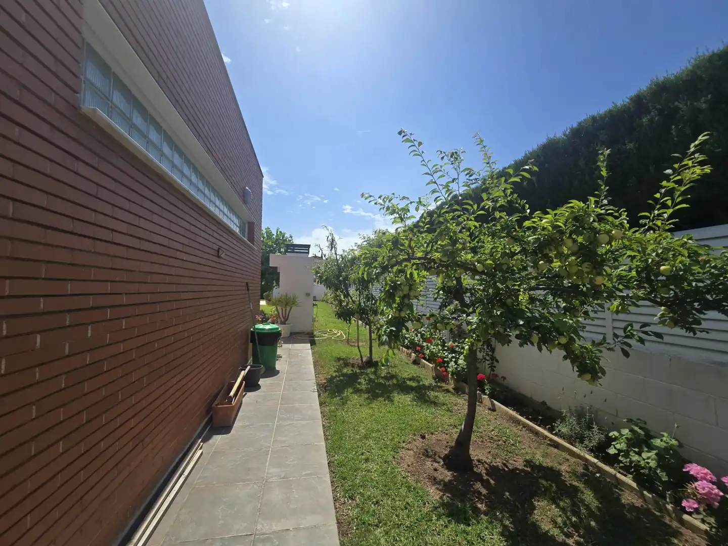 Jardí de Casa o xalet en venda en Castellón de la Plana / Castelló de la Plana amb Aire condicionat, Calefacció i Jardí privat