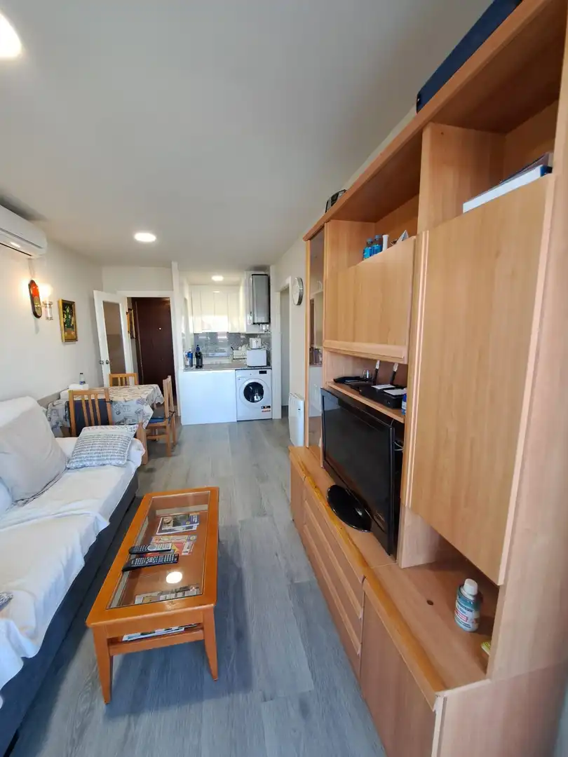 Sala de estar de Apartamento en venta en Salou con Aire acondicionado, Calefacción y Amueblado