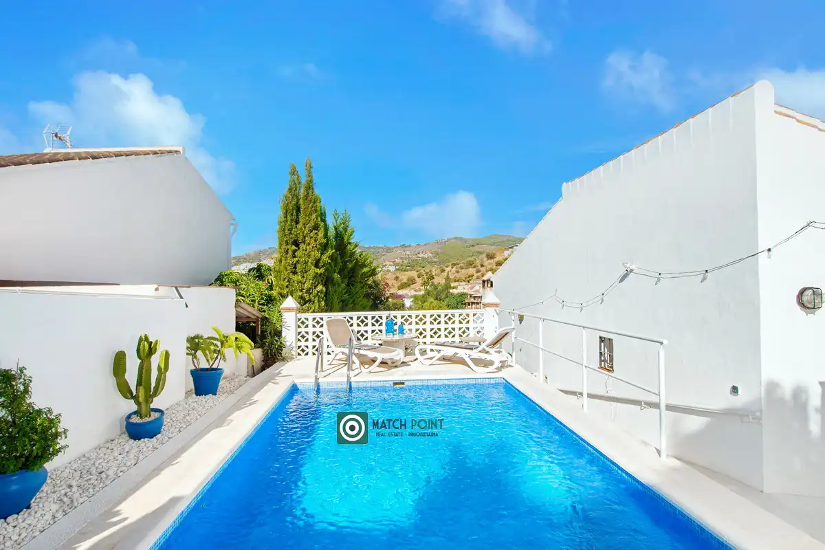 Casa o chalet en venta en Calle Torre Vigia, La Herradura centro