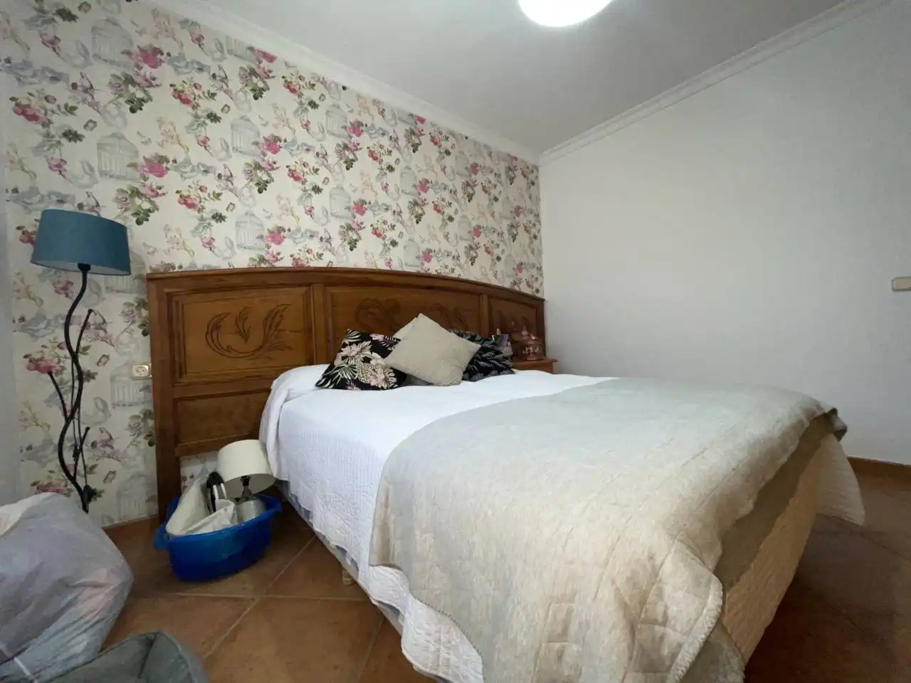 Dormitori de Finca rústica en venda en Estepona amb Aire condicionat, Calefacció i Jardí privat
