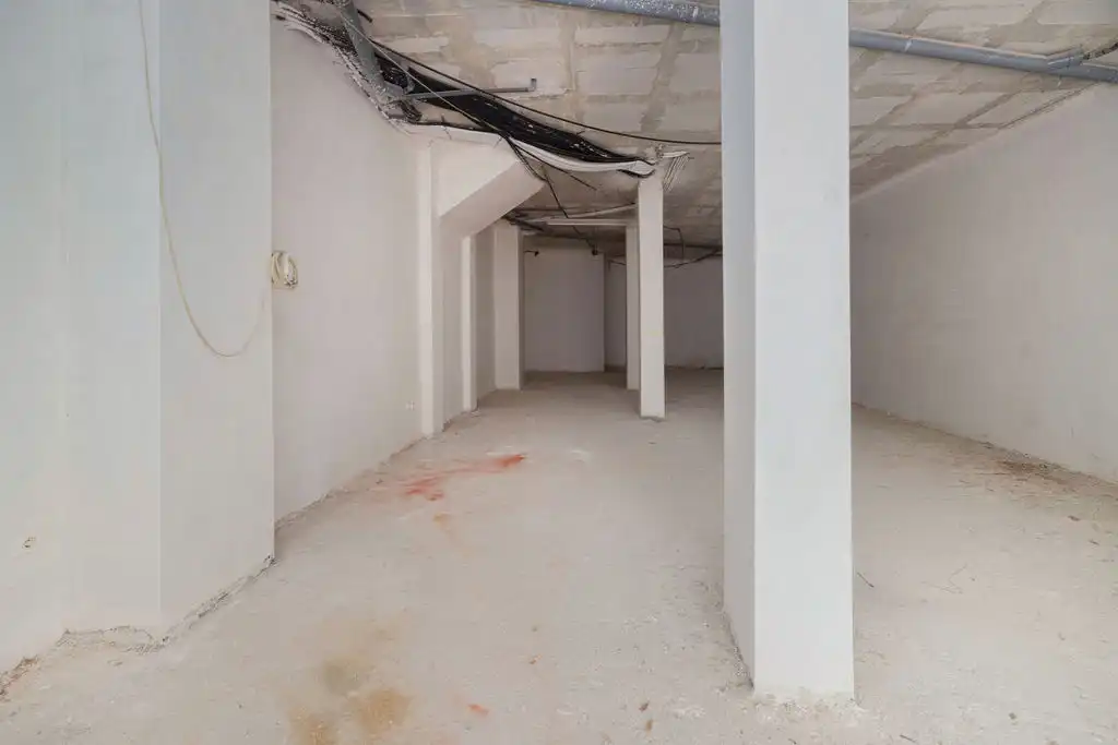 Commercial properties for sale in Monóvar  / Monòver