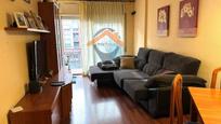 Living room of Flat for sale in Sabadell  with Air Conditioner, Heating and Parquet flooring