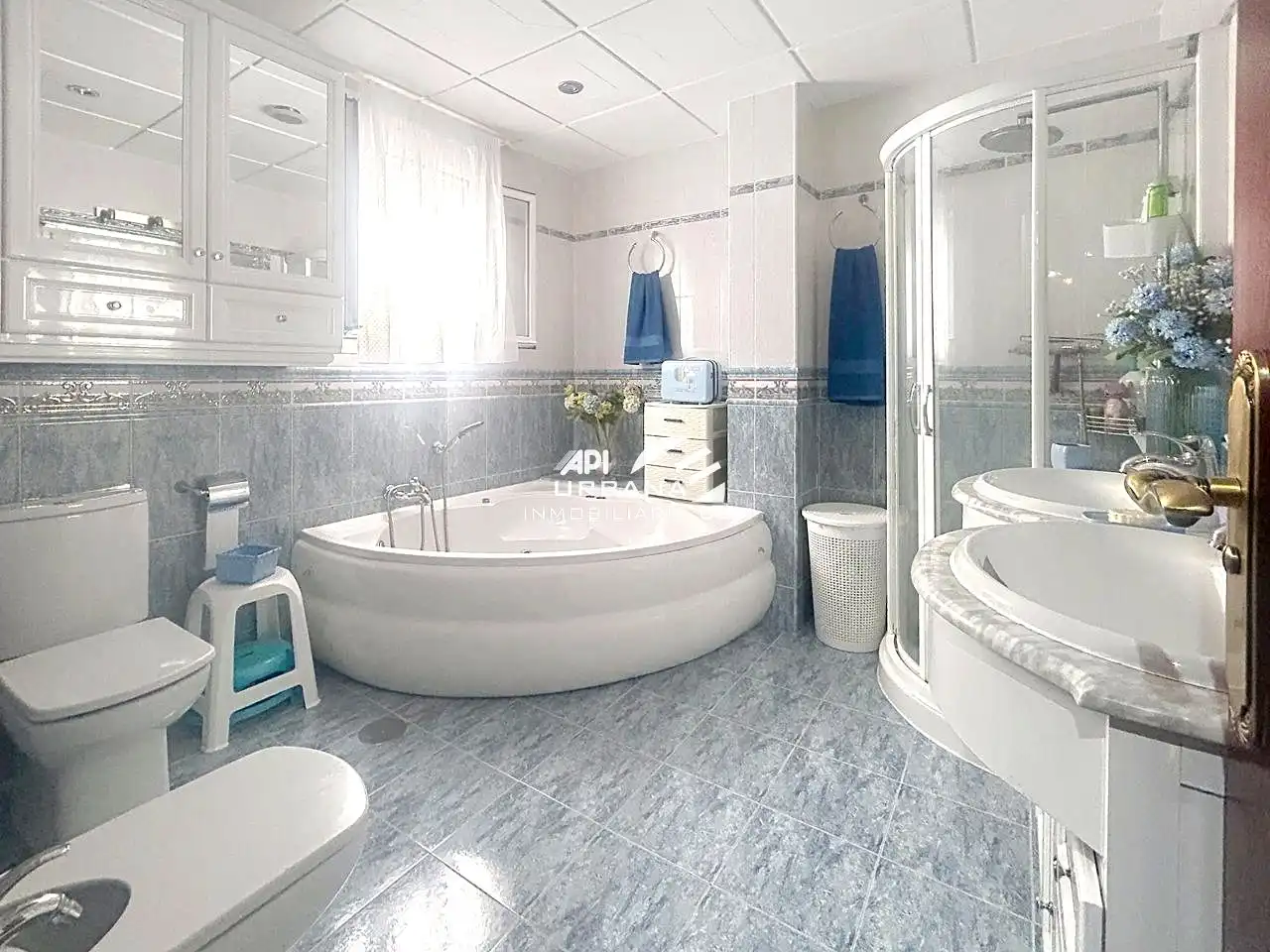 Bathroom of Flat for sale in Lucena